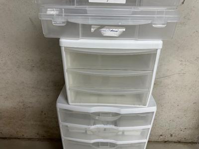 LARGEDRAWER ORGANIZER ON WHEELS, 3 DRAWER AND 2 SMALLER TOTES