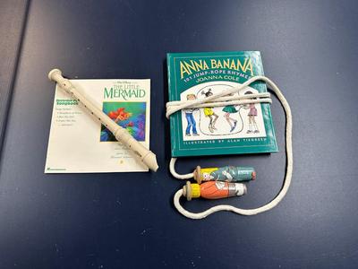 MUSICAL RECORDER WITH LESSON BOOK AND ANNA BANANA JUMP ROPE AND BOOK