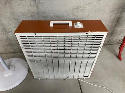 BOX AND OSCILLATING FAN ON AN ADJUSTABLE STAND