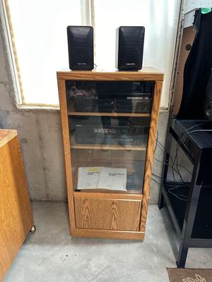 SONY AM/FM STEREO RECEIVER & DISC PLAYER W/REALISTIC SPEAKERS PLUS STEREO CABINET