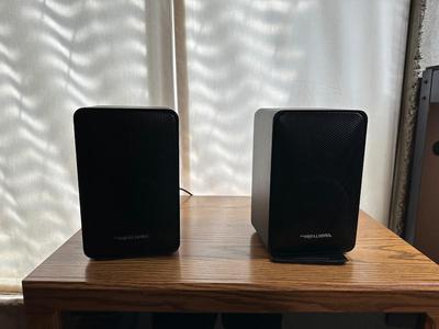 SONY AM/FM STEREO RECEIVER & DISC PLAYER W/REALISTIC SPEAKERS PLUS STEREO CABINET