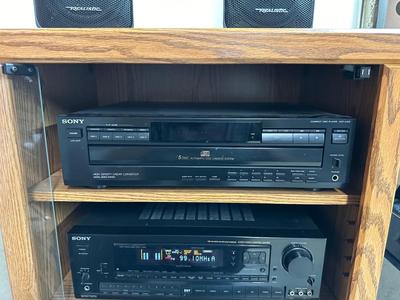 SONY AM/FM STEREO RECEIVER & DISC PLAYER W/REALISTIC SPEAKERS PLUS STEREO CABINET