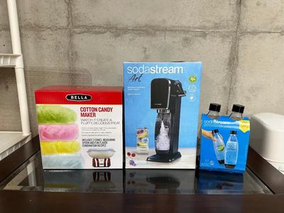 SODASTREAM AND COTTON CANDY MAKER