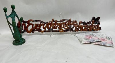 Give Thanks Reminder Wall Hanging with Candle Holder and 2 Scented Satchels
