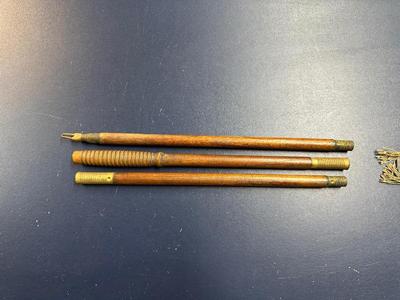 FIREFIELD RIFLE SCOPE & WOODEN RIFLE CLEANING RODS