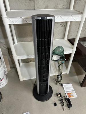 BIONAIRE TOWER FAN W/REMOTE & FLUORESCENT PORTABLE LAMP