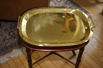 CLASSIC SIDE TABLE WITH HANDLED BRASS TRAY