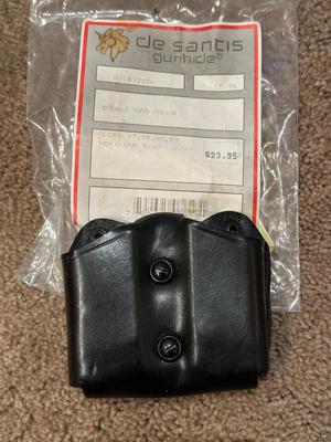 TACTICAL LEG PISTOL HOLSTER, 12GA. TACTICAL STRIPPERS, DOUBLE MAGAZINE POUCH AND SAFETY GLASSES