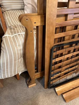 CONVERTIBLE BABY CRIB TO TODDLER BED
