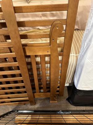 CONVERTIBLE BABY CRIB TO TODDLER BED