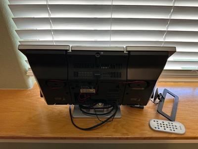 PHILLIPS MCM275 CD PLAYER WITH REMOTE