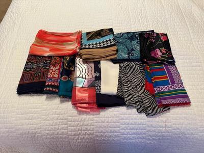 A LARGE COLLECTION OF DRESS SCARVES