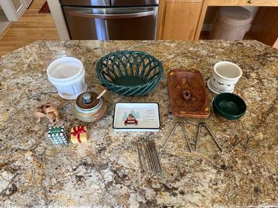 MISC KITCHEN ITEMS