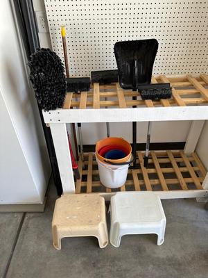 SMALL SNOW SHOVEL, FLOOR DUSTER, SNOW SHOVELS, 2 STEP STOOLS AND CLEANING BUCKETS