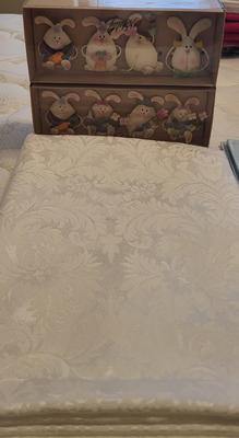 LINEN TABLECLOTHS, NAPKINS AND PLACEMATS PLUS BUNNY NAPKIN RINGS