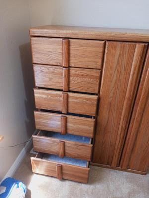 UNIQUE SOLID WOOD CHEST OF DRAWERS WITH SHELVES BEHIND CABINET DOORS