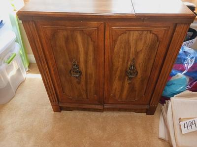 SINGER - THE MONACO FOLD OUT SEWING MACHINE CABINET