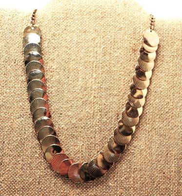 34 Snake-Style Gold Tone Circles Necklace 17" L