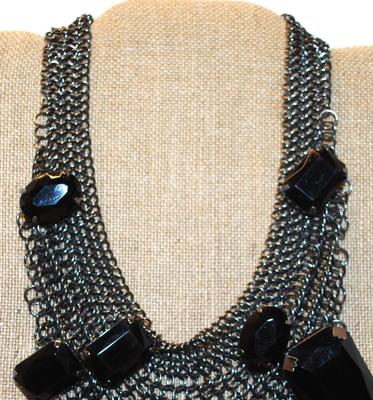 Showy Black Faceted Acrylics Necklace 16" L