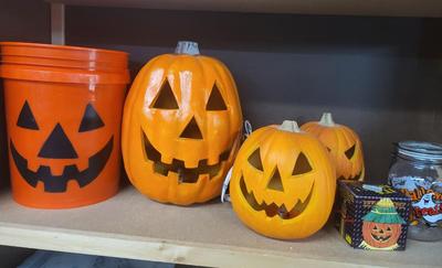 HALLOWEEN PUMPKINS