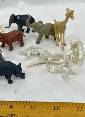 Plastic Animal Figurines - pretend play, vintage toys