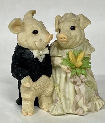 Vintage Stone Critters "Awe Shucks" Pig Wedding Couple Bride Groom Figurine 1995