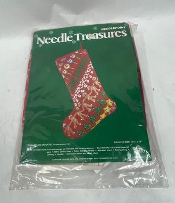 Vintage Needle Treasures Needlepoint Christmas Sugarplum Stocking Kit