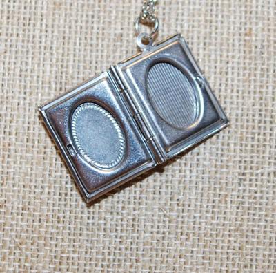White Cat OPEN Style Locket PENDANT (1" x ¾") on a Silver Tone Necklace Chain 20" L