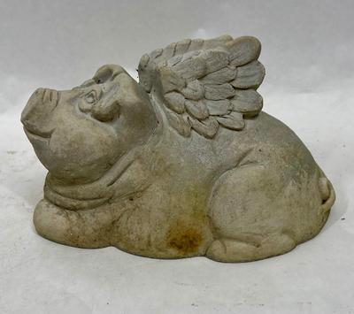 Resin Pig With Angel Wings Garden Art Statue