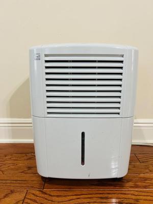 Frigidaire Dehumidifier 25 Pint