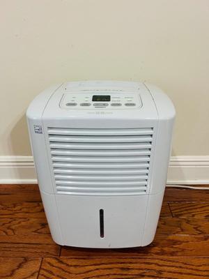 Frigidaire Dehumidifier 25 Pint