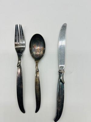 Children’s knives, forks, and spoons Lot Of 8 Sterling & Silverplated