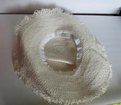 Ladies White Cute Floppy Sun Hat