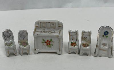 Vintage Miniature Ceramic Doll House Furniture