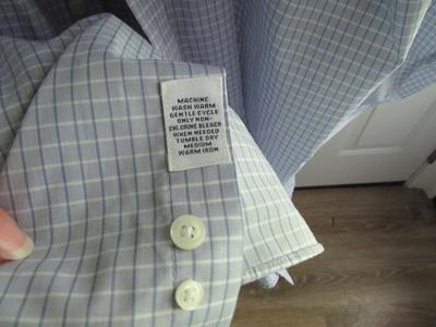 Men's Button Down Shirt, Roundtree & York, Never Used