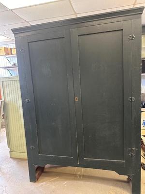 Shop Cabinet
