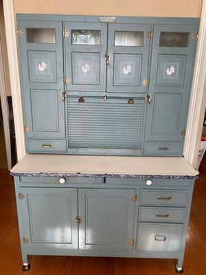 Vintage Hoosier cabinet