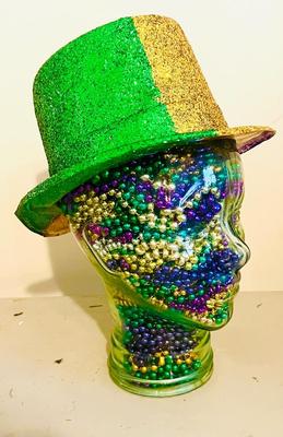 MARDI GRAS Table Lot