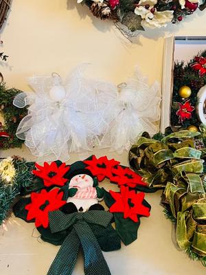 The Wreath Lot Table Deal