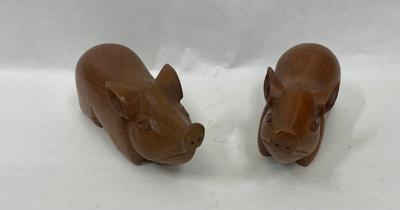 Mid Century Pair of Carved Wood Pig Trinket Boxes Figurines