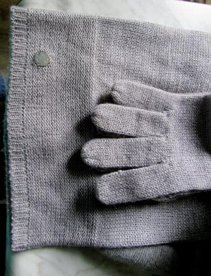 Ladies Winter Neck Scarf, Hat and Gloves Set