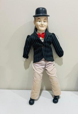 Vintage Musical Laurel & Hardy Porcelain Dolls