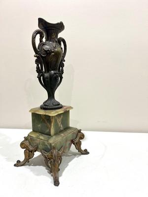 REINE DES FLEURS Par-Ruffony 19th Century Onyx Marble Mantle Clock Set