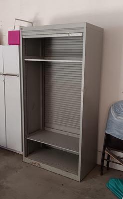 METAL STORAGE CABINET W/ACCORDION DOOR AND ADJUSTABLE SHELVES