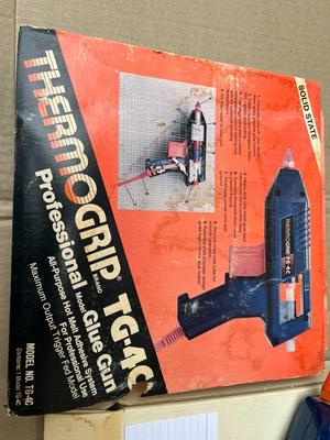 Thermogrip TG 40 Professional Glue Gun /works