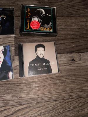 Norah Jones, Lionel Ritchie, Ray Charles and More
