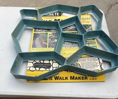 Quikrete Walk Maker