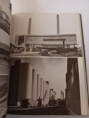 1930 decor Books - The Decorative Thirties and Depression Modern the Thirties style in America