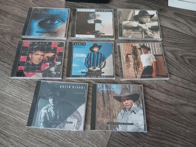 Music on CD Garth Brooks - CD box set - includes 8 cd's