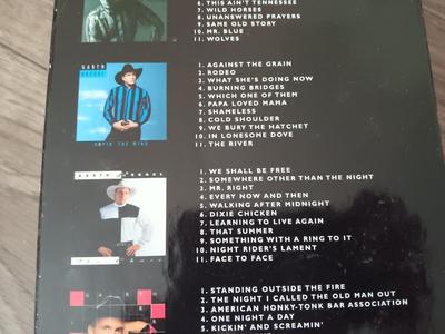 Music on CD Garth Brooks - CD box set - includes 8 cd's